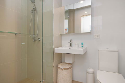 Arena Luxury Beachfront Apartment - Sydney 4u 42