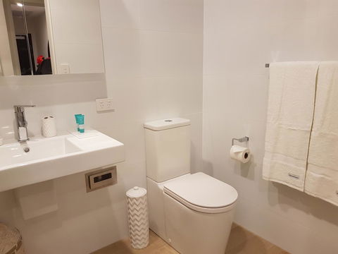 Arena Luxury Beachfront Apartment - Sydney 4u 30