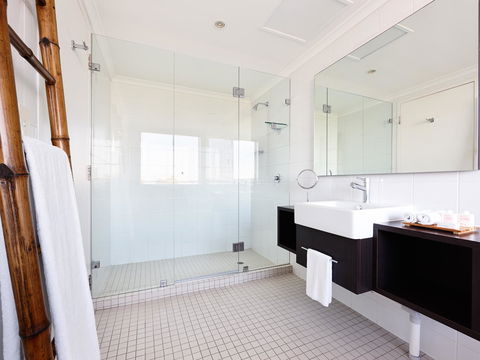 Hotel Urban St Leonards - Sydney 4u 17
