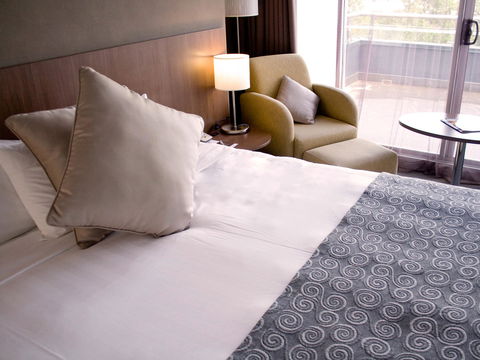 Hotel Urban St Leonards - Sydney 4u 10