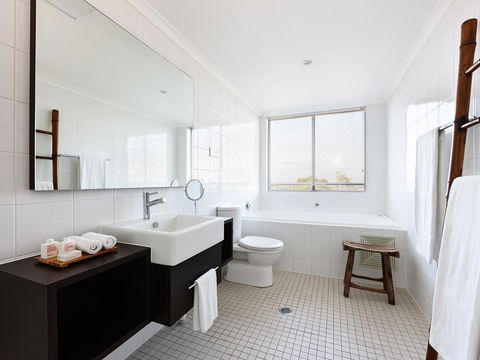 Hotel Urban St Leonards - Sydney 4u 16