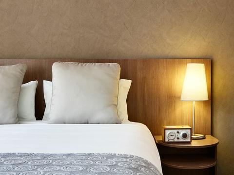 Hotel Urban St Leonards - Sydney 4u 6