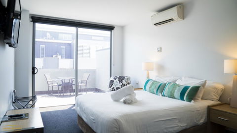 Crown On Darby Newcastle - Sydney 4u 19