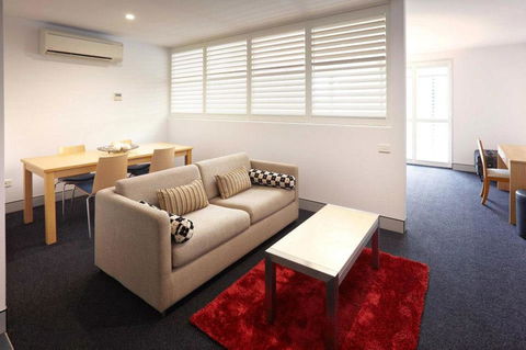 Crown On Darby Newcastle - Sydney 4u 29