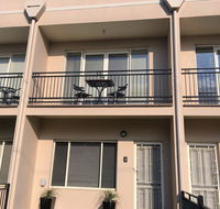 Travers Street Apartment - Sydney 4u
