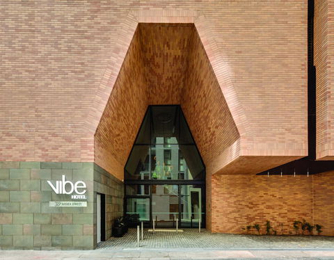 Vibe Hotel Sydney Darling Harbour - Sydney 4u 4