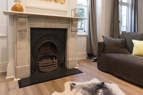 Elegant Family Home Close To Harbour And Views - Sydney 4u 6