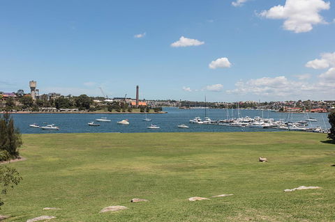 Elegant Family Home Close To Harbour And Views - Sydney 4u 13