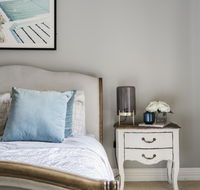The Spa Cottage with HotTub Netflix  Stan - Accommodation Sydney