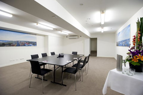 Newcastle Central Plaza Apartment Hotel Official - Sydney 4u 36
