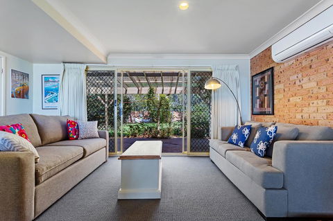 Foreshore Drive, 123, Sandranch - Sydney 4u 6