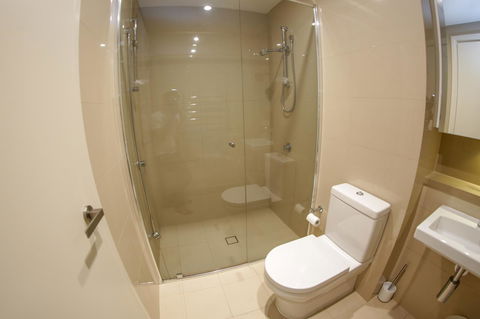 Olympic Park Sunshine 2 Bedrooms Apts With Private Parking - Sydney 4u 18