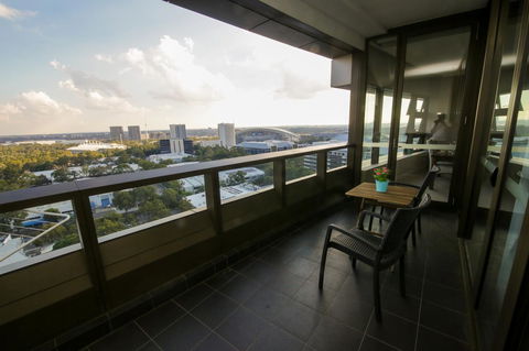 Olympic Park Sunshine 2 Bedrooms Apts With Private Parking - Sydney 4u 6