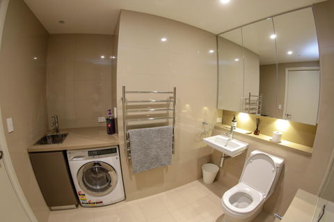 Olympic Park Sunshine 2 Bedrooms Apts With Private Parking - Sydney 4u 16