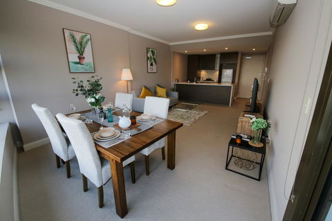 Olympic Park Sunshine 2 Bedrooms Apts With Private Parking - Sydney 4u 10