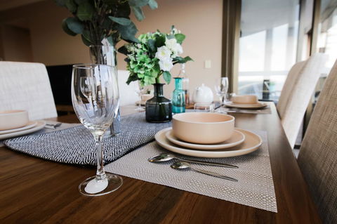 Olympic Park Sunshine 2 Bedrooms Apts With Private Parking - Sydney 4u 5
