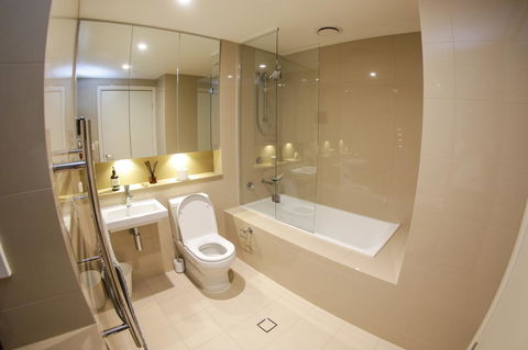 Olympic Park Sunshine 2 Bedrooms Apts With Private Parking - Sydney 4u 15