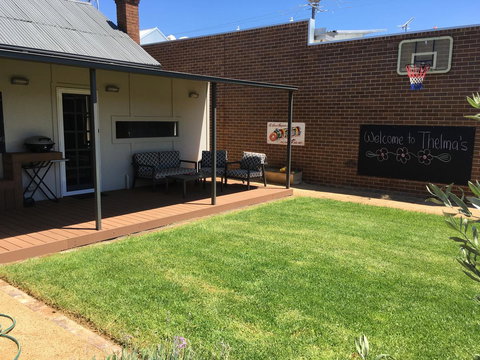 Thelma's Temora - Accommodation Sydney 11