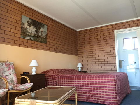 Deniliquin Motel - Sydney 4u 8