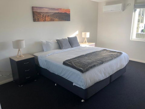 Carlton Suites - Sydney 4u 1