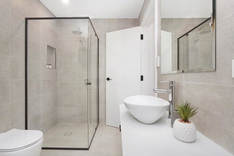 Modern Guest House - Accommodation Sydney 8