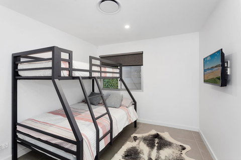 Modern Guest House - Accommodation Sydney 0