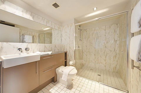 Wyndel Apartments North Sydney - Harbour Watch - Sydney 4u 5