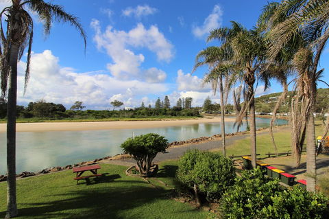 Beachfront 3, 25 Willow Street - Sydney 4u 8