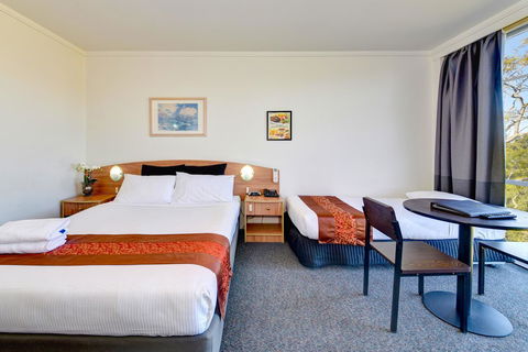 The Select Inn Ryde - Sydney 4u 4