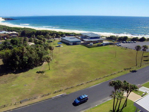 2 Cliff Road - Sydney Resort 0