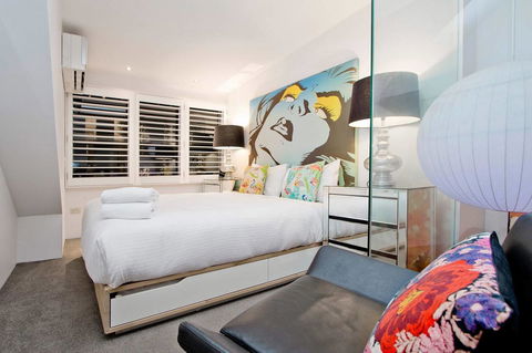 3 Storey Home Close Walk To Fox Studios SCG & City - Sydney 4u 8
