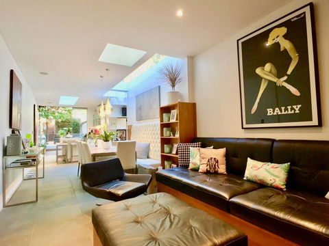 3 Storey Home Close Walk To Fox Studios SCG & City - Sydney 4u 12