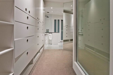3 Storey Home Close Walk To Fox Studios SCG & City - Sydney 4u 3