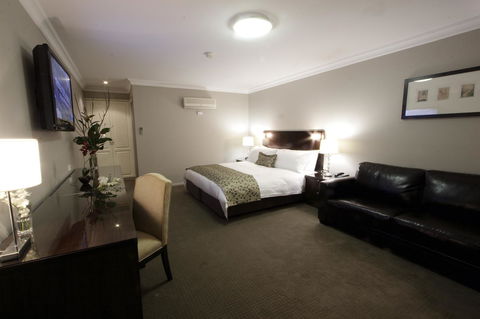 Carlyle Suites & Apartments - Accommodation Sydney 4