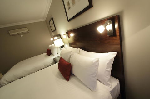 Carlyle Suites & Apartments - Accommodation Sydney 14