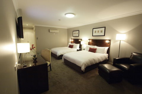 Carlyle Suites & Apartments - Accommodation Sydney 11