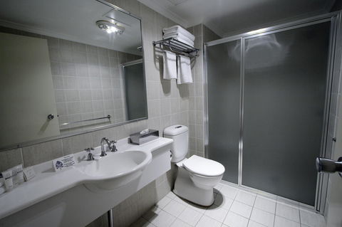 Carlyle Suites & Apartments - Accommodation Sydney 7
