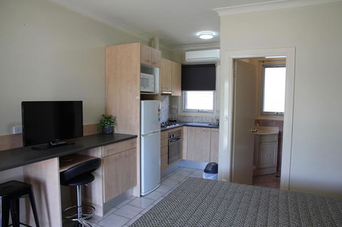 Tumut Apartments - Sydney 4u 5