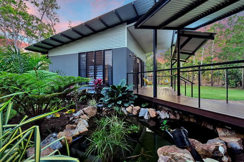 'Tropical Oasis - Darwin NT - Sydney 4u 7