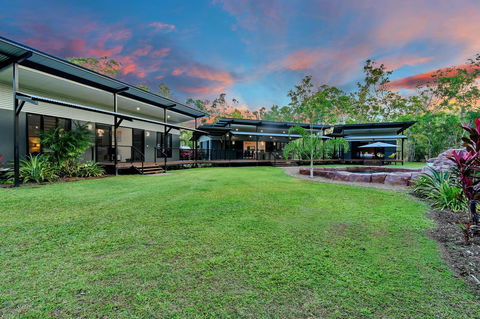 'Tropical Oasis - Darwin NT - Sydney 4u 9