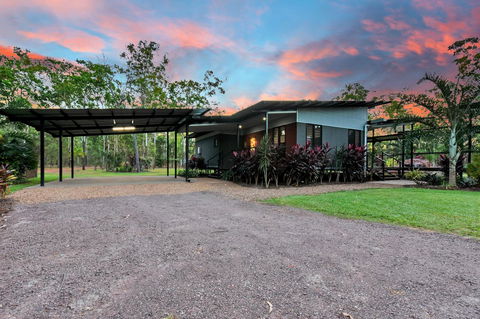 'Tropical Oasis - Darwin NT - Sydney 4u 18