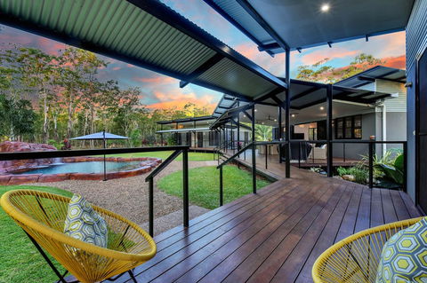 'Tropical Oasis - Darwin NT - Sydney 4u 20