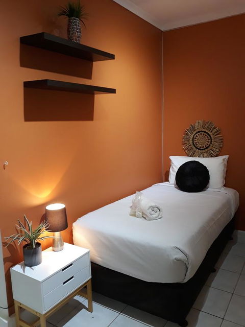 Central Studio, Darwin CBD Northern Territory - Sydney 4u 2