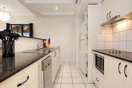 Central Studio, Darwin CBD Northern Territory - Sydney 4u 7