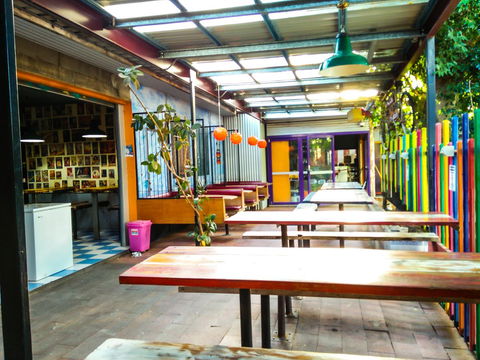 Jump Inn Alice Budget Accommodation - Sydney 4u 5