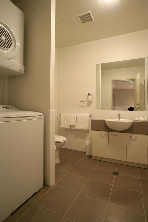 Quest Alice Springs - Sydney 4u 6