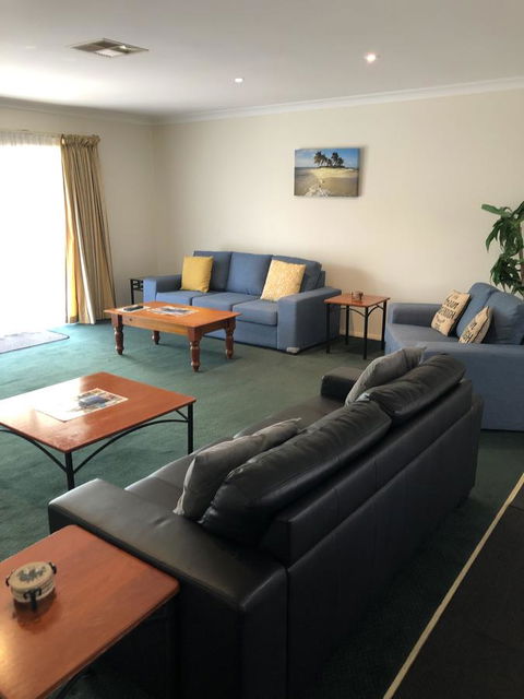 Beaches Serviced Apartments - Sydney 4u 7