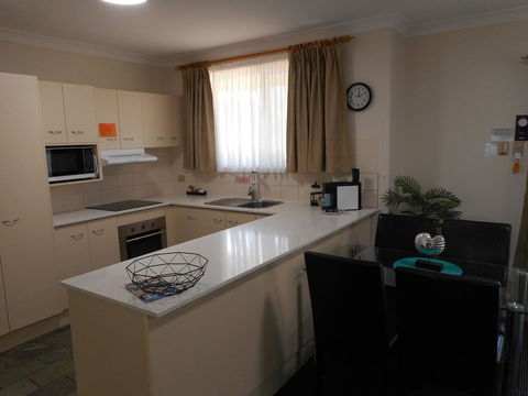 Beaches Serviced Apartments - Sydney 4u 26