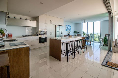 ZEN BY THE WATER - Esplanade Darwin Retreat - Sydney 4u 7