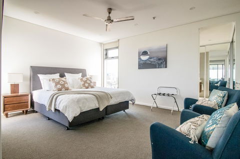 ZEN BY THE WATER - Esplanade Darwin Retreat - Sydney 4u 8